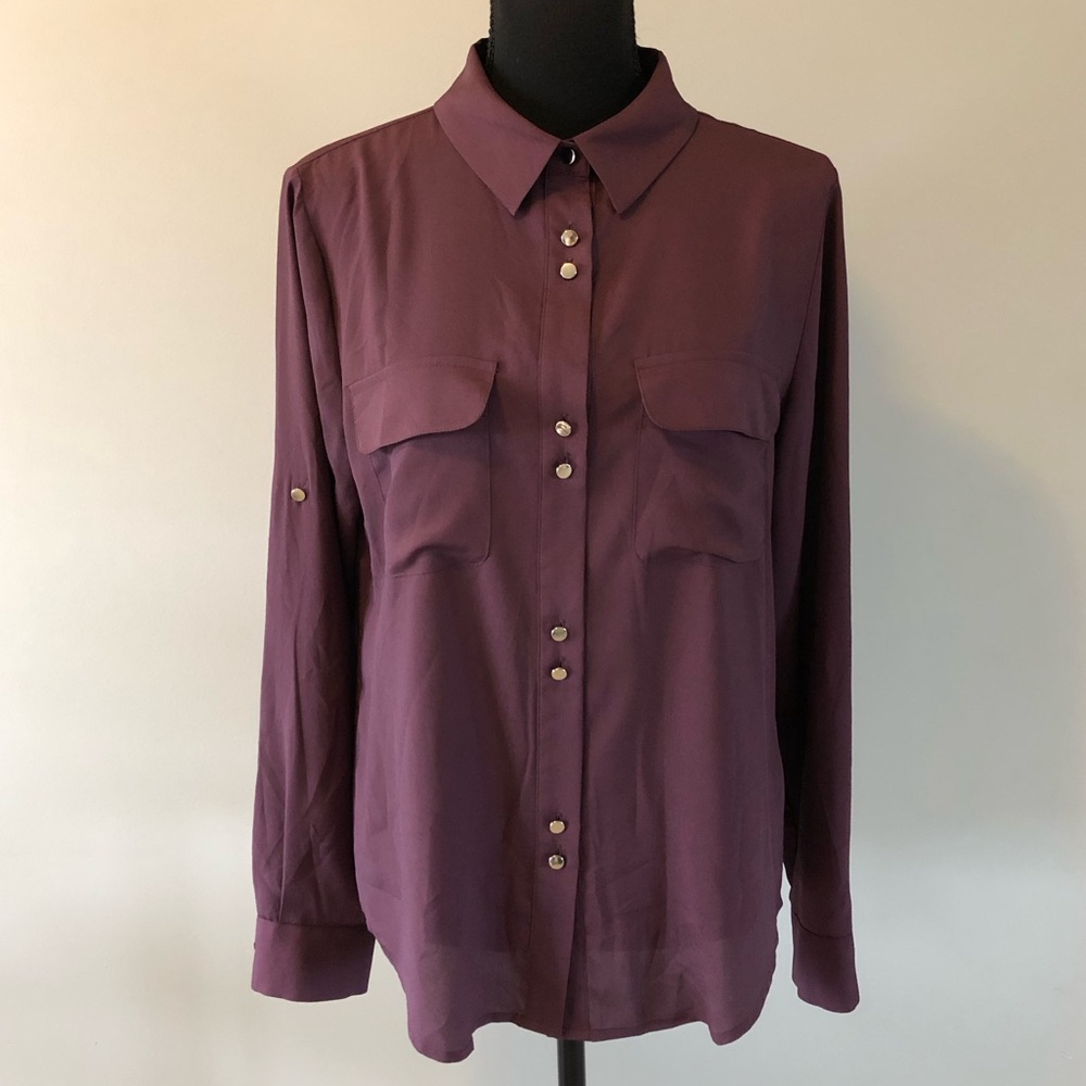 Women’s Ivanka Trump Plum Button Down Shirt Blouse size M